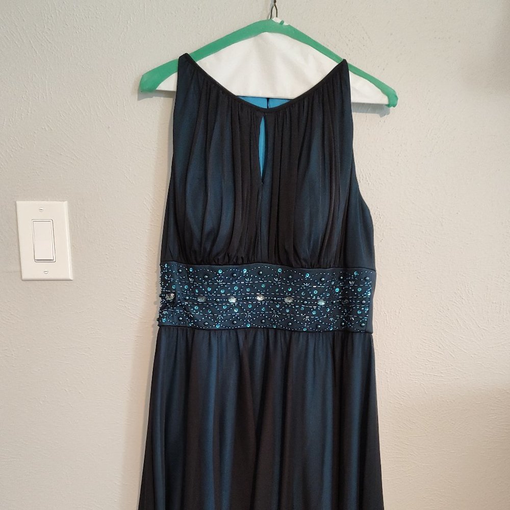 Sleeveless Jessica Howard Cocktail Dress Size 10P